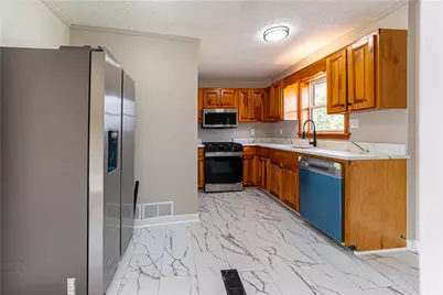 1206 Augusta Dr, Aliquippa, PA 15001 - Photo 18