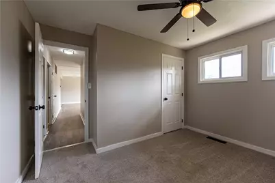 1206 Augusta Dr, Aliquippa, PA 15001 - Photo 14