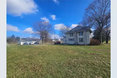 121 North Rd, Franklin Township, PA 16001 - Photo 2