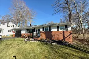 20 W Meyer Ave, Neshannock Township, PA 16105 - Photo 2