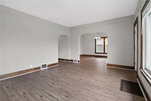 1170 Grandview Ave, Pittsburgh, PA 15104 - Photo 10