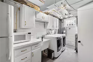 1705 Hassam, Moon/Crescent Twp, PA 15108 - Photo 24