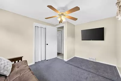 1705 Hassam, Moon/Crescent Twp, PA 15108 - Photo 18