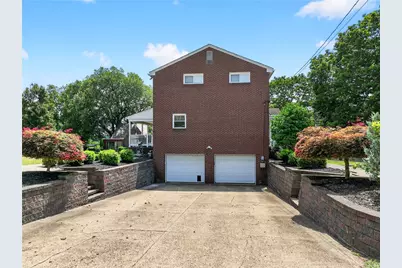 1705 Hassam, Moon/Crescent Twp, PA 15108 - Photo 28