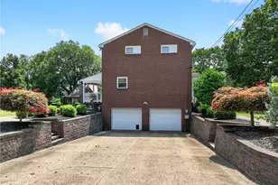 1705 Hassam, Moon/Crescent Twp, PA 15108 - Photo 28
