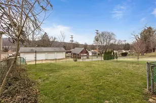 969 4th St, Baden, PA 15005 - Photo 26