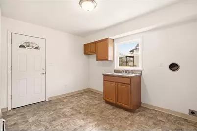 1111 Million Dollar Hwy, Jenner Township, PA 15563 - Photo 8