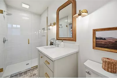 226 E Englewood Ave, New Castle, PA 16105 - Photo 22