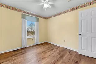 209 Farmcrest Dr, North Fayette, PA 15071 - Photo 24