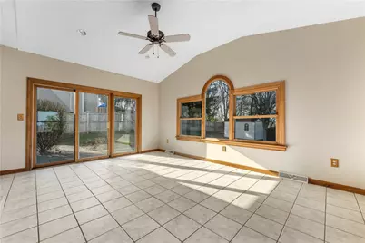 209 Farmcrest Dr, North Fayette, PA 15071 - Photo 14