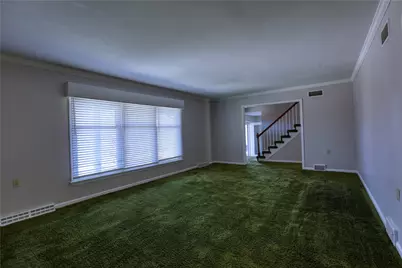 102 Shaker Heights Dr, Hopewell Township, PA 15001 - Photo 6