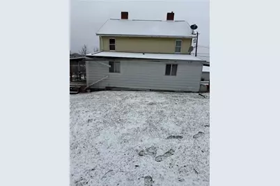 348 Musick St, Hempfield Township, PA 15635 - Photo 4