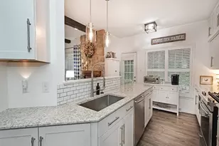 309 Kingsberry Cir, Pittsburgh, PA 15234 - Photo 8