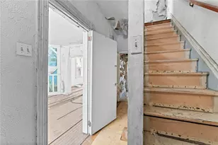 2417 Osgood St, Pittsburgh, PA 15214 - Photo 4