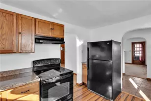 114 S 8th St, Youngwood, PA 15697 - Photo 4