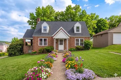 114 S 8th St, Youngwood, PA 15697 - Photo 1