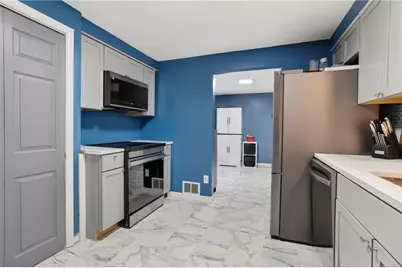 111 Central Ave, North Versailles, PA 15137 - Photo 8