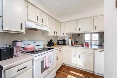 16 Shadow Dr, Pittsburgh, PA 15227 - Photo 8