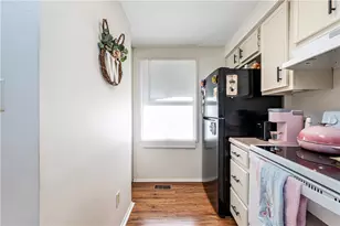 16 Shadow Dr, Pittsburgh, PA 15227 - Photo 10