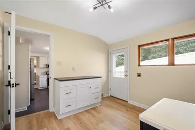 5158 Priscilla Dr, Bethel Park, PA 15102 - Photo 14