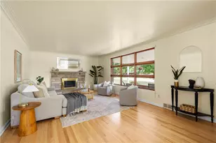 5158 Priscilla Dr, Bethel Park, PA 15102 - Photo 4