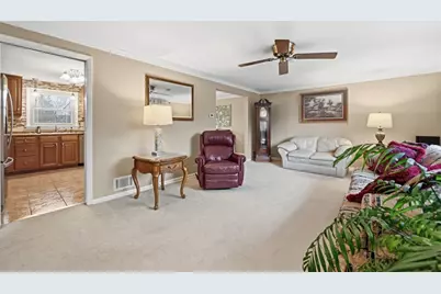 1237 Catalina Dr, Monroeville, PA 15146 - Photo 10