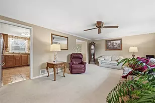 1237 Catalina Dr, Monroeville, PA 15146 - Photo 10