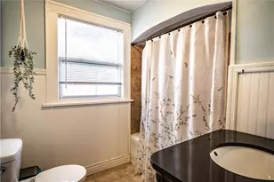 1502 Delaware Ave, New Castle, PA 16105 - Photo 20