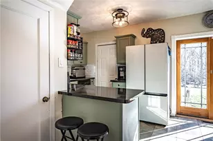 1502 Delaware Ave, New Castle, PA 16105 - Photo 10