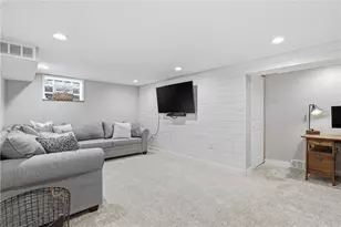 633 Moreland Dr, Pittsburgh, PA 15243 - Photo 24