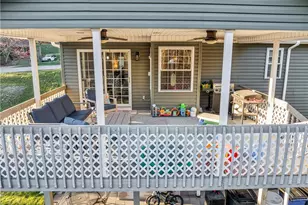 124 Pinebrook Dr, Chippewa Township, PA 15010 - Photo 32