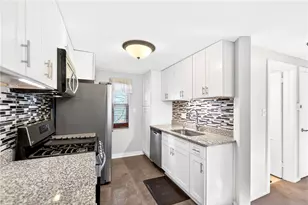 132 Ida Dr, Pittsburgh, PA 15116 - Photo 8