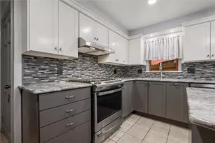 1615 Wicklines Ln, Pittsburgh, PA 15212 - Photo 4