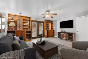 1615 Wicklines Ln, Pittsburgh, PA 15212 - Photo 10