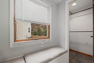 1615 Wicklines Ln, Pittsburgh, PA 15212 - Photo 28