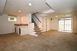 49 Sunrise Dr, Pittsburgh, PA 15236 - Photo 22