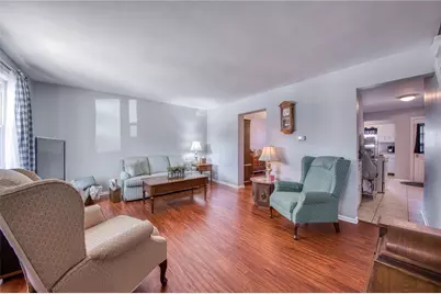 828 Maplewood Ave, Ambridge, PA 15003 - Photo 4