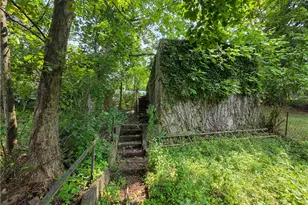 2050 Laketon Rd, Pittsburgh, PA 15221 - Photo 24