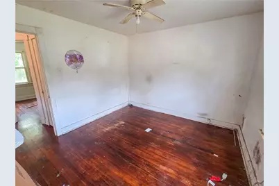 2050 Laketon Rd, Pittsburgh, PA 15221 - Photo 14