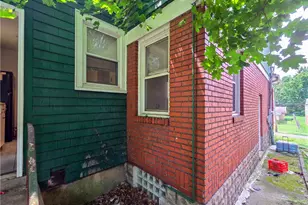 2050 Laketon Rd, Pittsburgh, PA 15221 - Photo 22