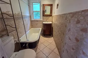 2050 Laketon Rd, Pittsburgh, PA 15221 - Photo 20