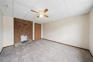 504 Fair Oaks St, Stowe Township, PA 15136 - Photo 26