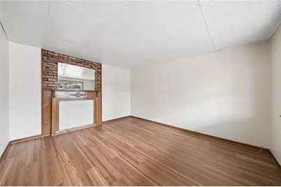 504 Fair Oaks Street, Stowe Township, PA 15136 - Photo 6
