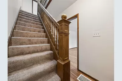 504 Fair Oaks Street, Stowe Township, PA 15136 - Photo 4