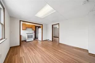 504 Fair Oaks St, Stowe Township, PA 15136 - Photo 8