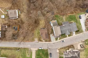 504 Fair Oaks St, Stowe Township, PA 15136 - Photo 34