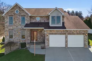 101 Saige Ct, Cranberry Township, PA 16066 - Photo 1