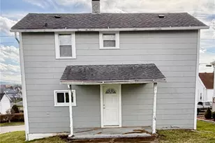 22 Fairview St, North Union Township, PA 15401 - Photo 2