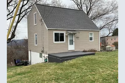 622 E Ascension Dr., West Mifflin, PA 15122 - Photo 2