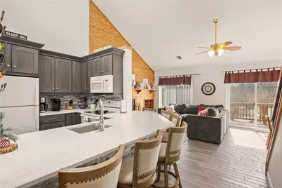 5328 Summit Drive, Hidden Valley, PA 15502 - Photo 6